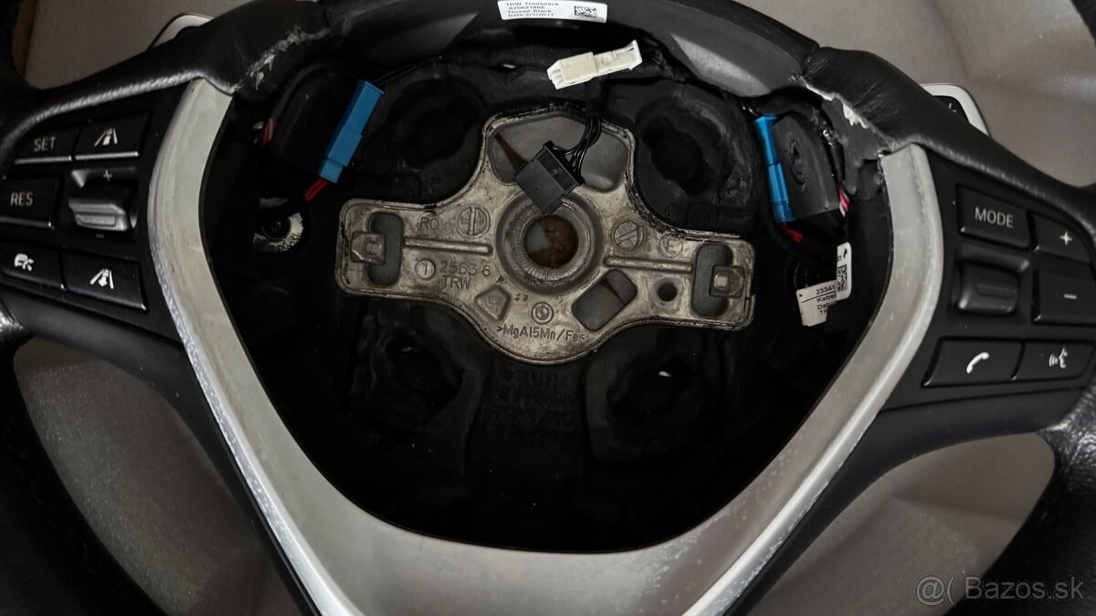 Volant BMW F31 / F30 - 2