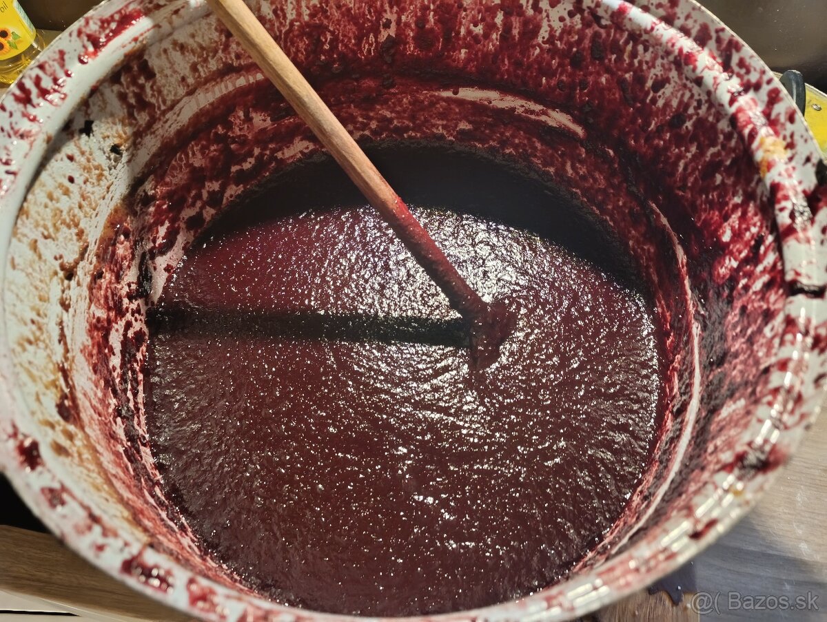 PREDÁM SLIVKOVÝ LEKVÁR 2025 - 2