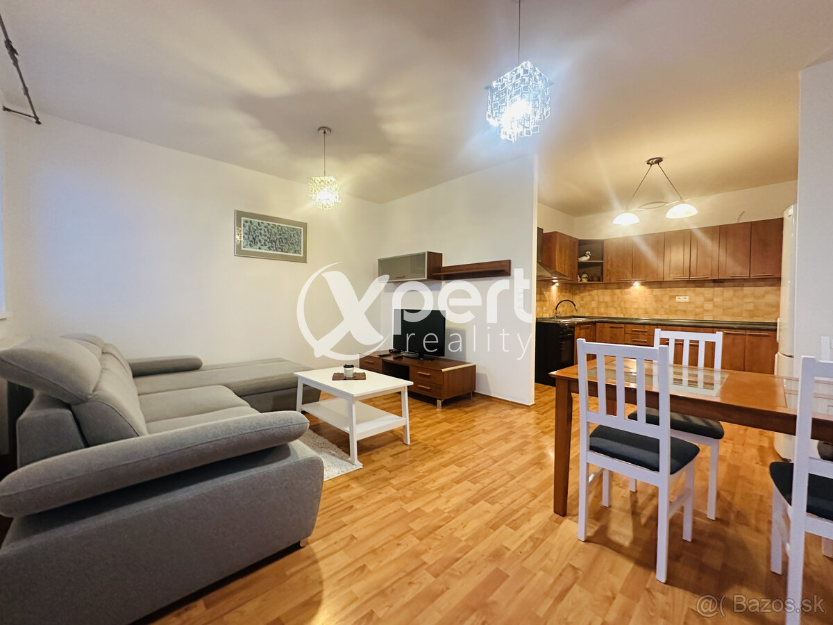 2-izbový byt na prenájom v centre Galanty s garážovým státím - 2