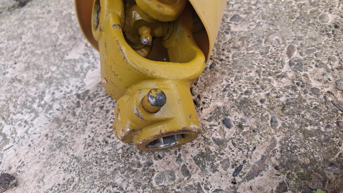 Kardan na traktor - 2