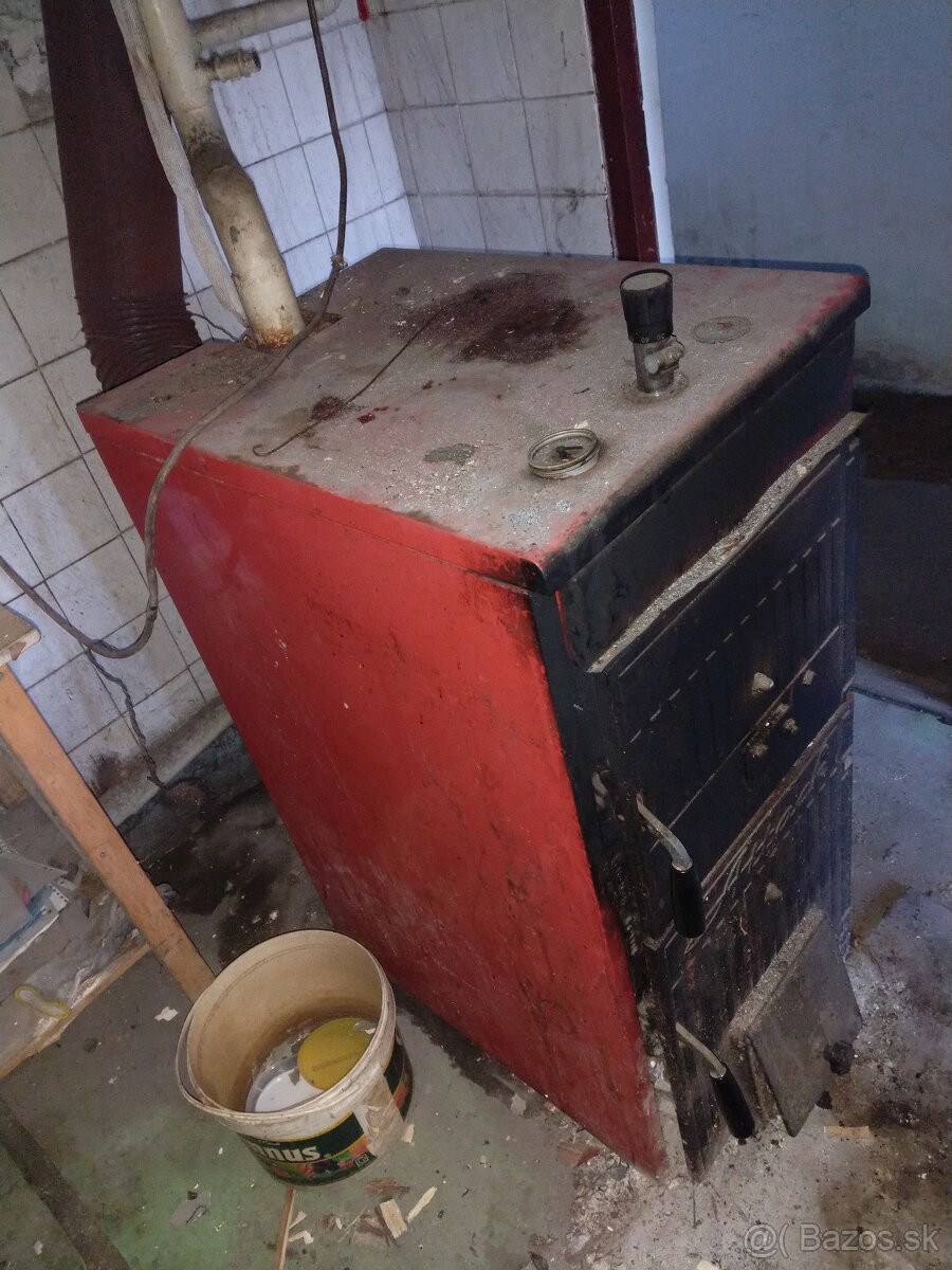 Kotol na tuhe palivo - Attack - FB - TA - 35 - 2