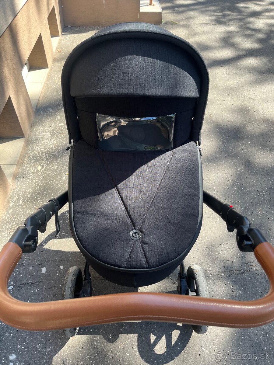 Kočiar Roan bass next - 2