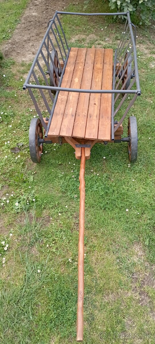 Starý drevený voz - rebriňak - 2