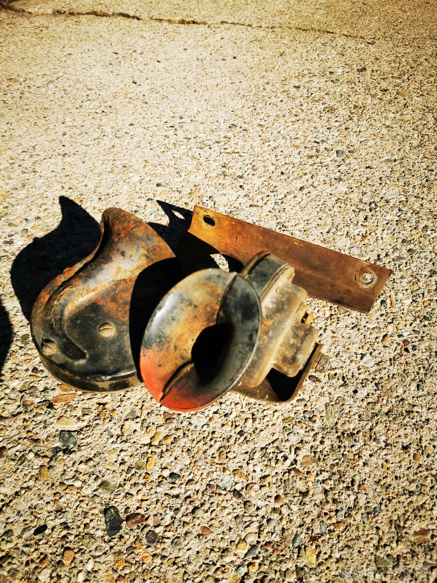 Lada Vaz Žiguli klaksón trúba - 2