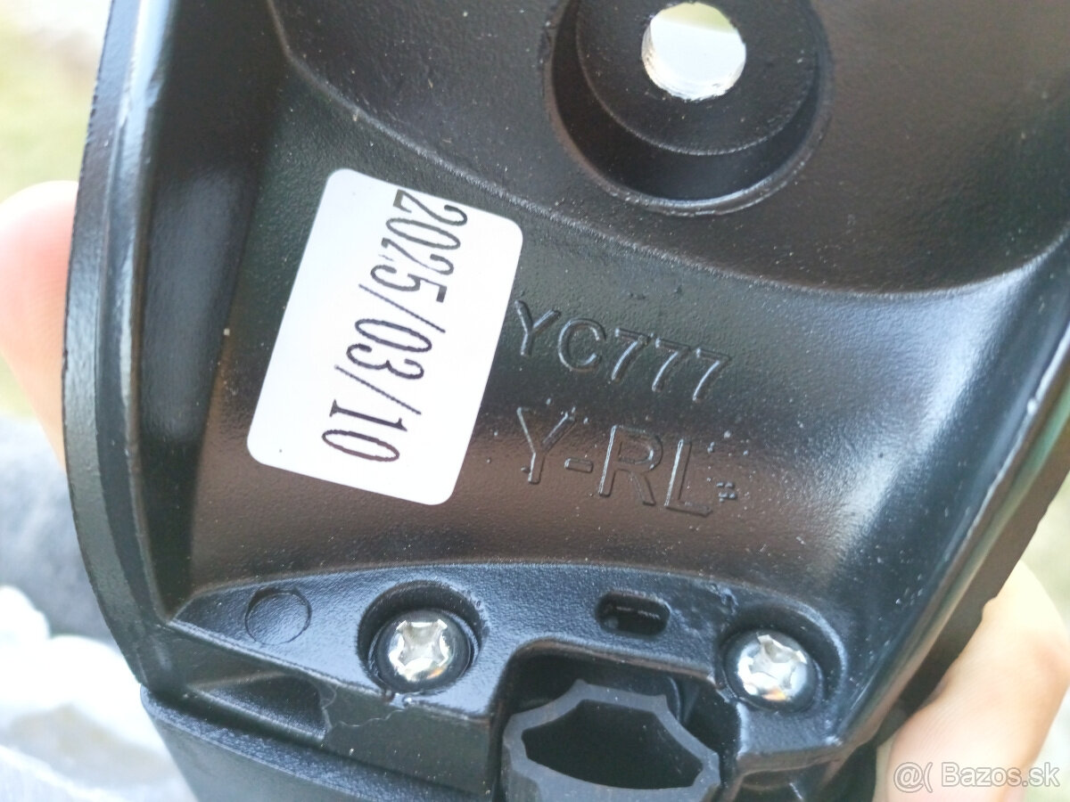 Tesla Model Y 20-25 - strešný nosič (priečnik) - 2