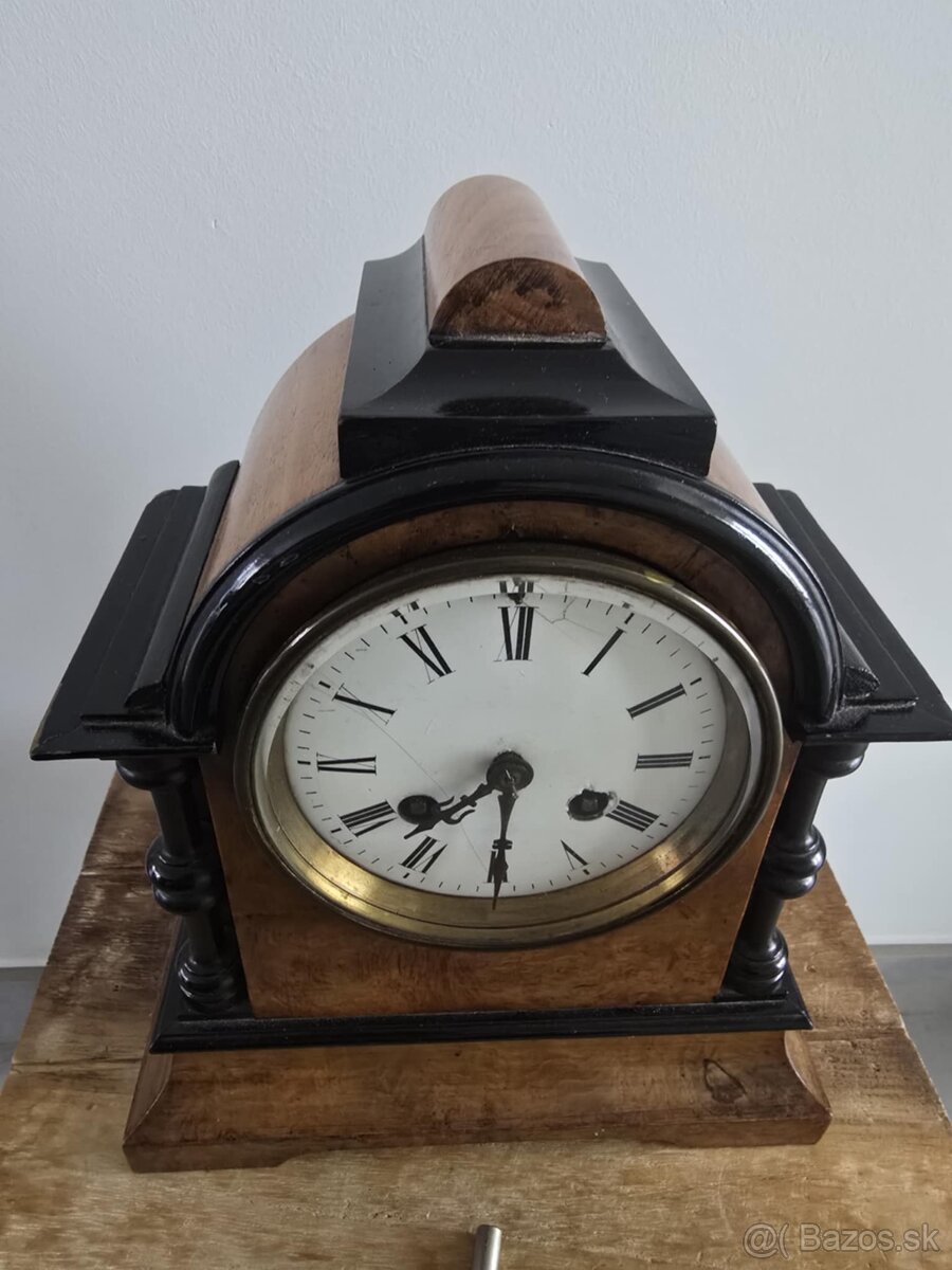Starožitné stolové hodiny.. - 2