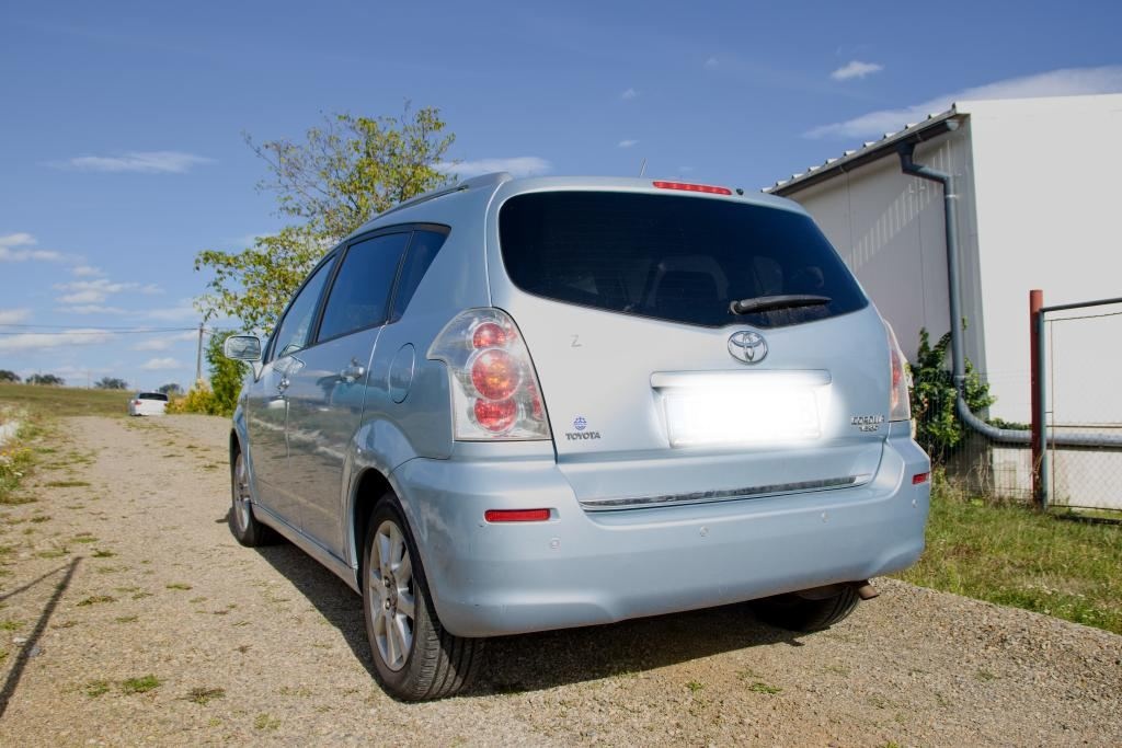 Toyota Corolla Verso - 2
