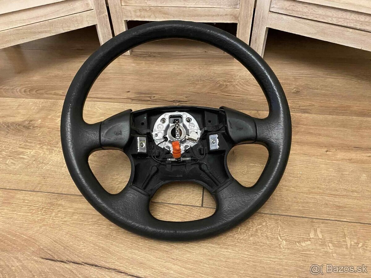 Nahradne diely na VW PASSAT B4 variant, kombi, combi, sedan - 2