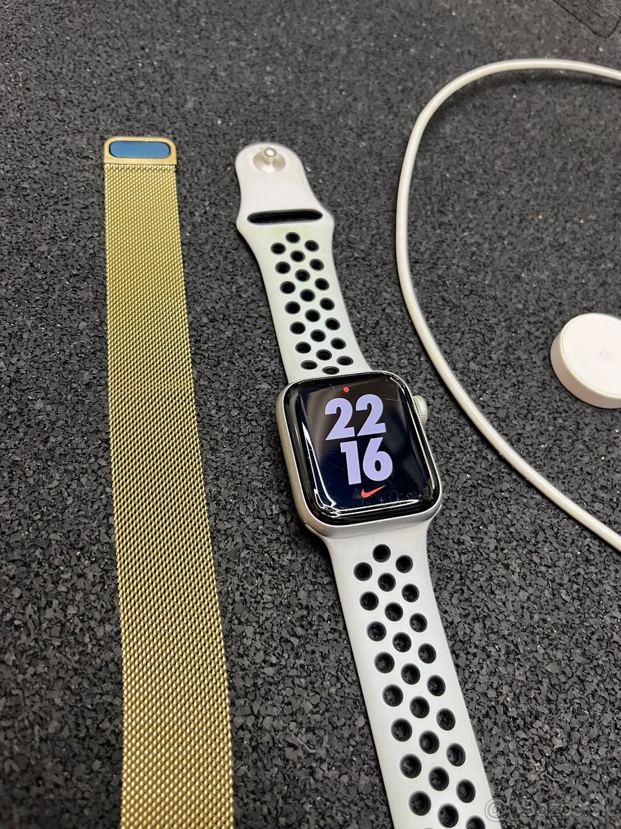 Apple Watch - 2