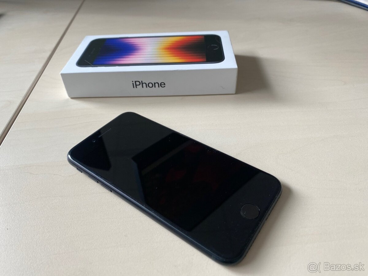 iPhone SE 2022 - bateria 98% - 2