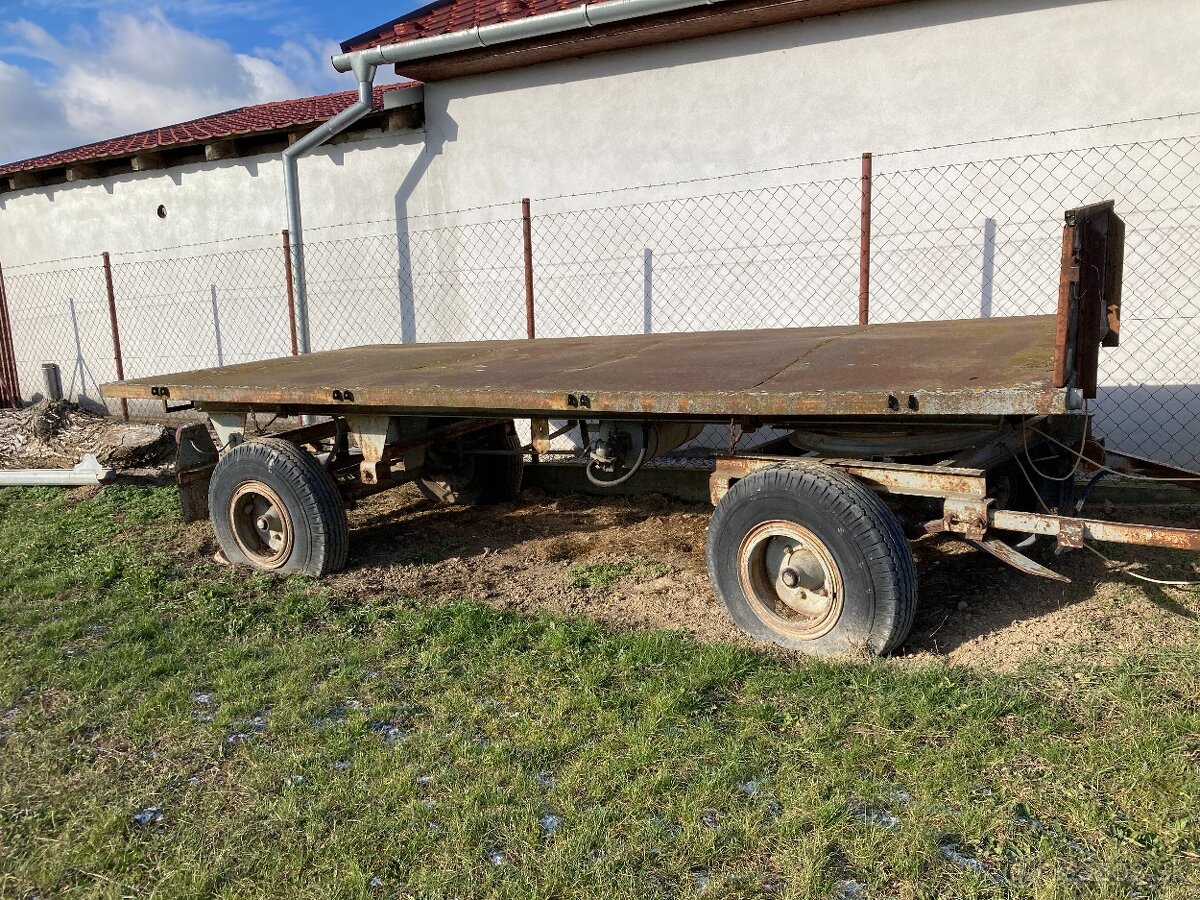 Vlečka za traktor - 2