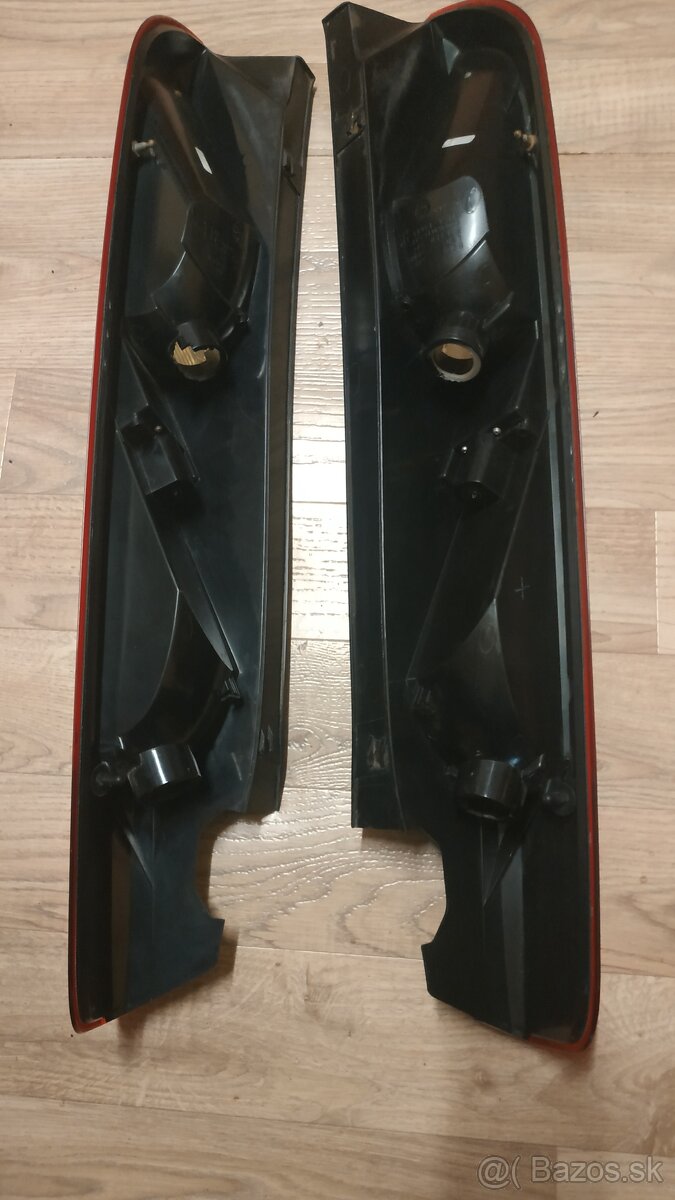 Zadné svetlá, ford focus - 2