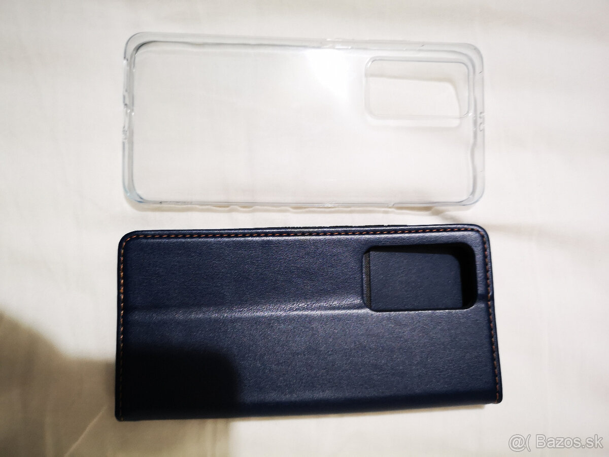 nové puzdra Huawei p 40 pro,jedno je z kože,to modré. - 2