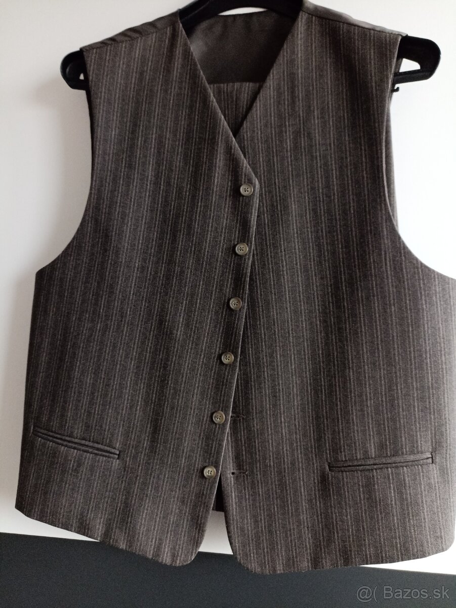 Predám pánsky oblek - 2