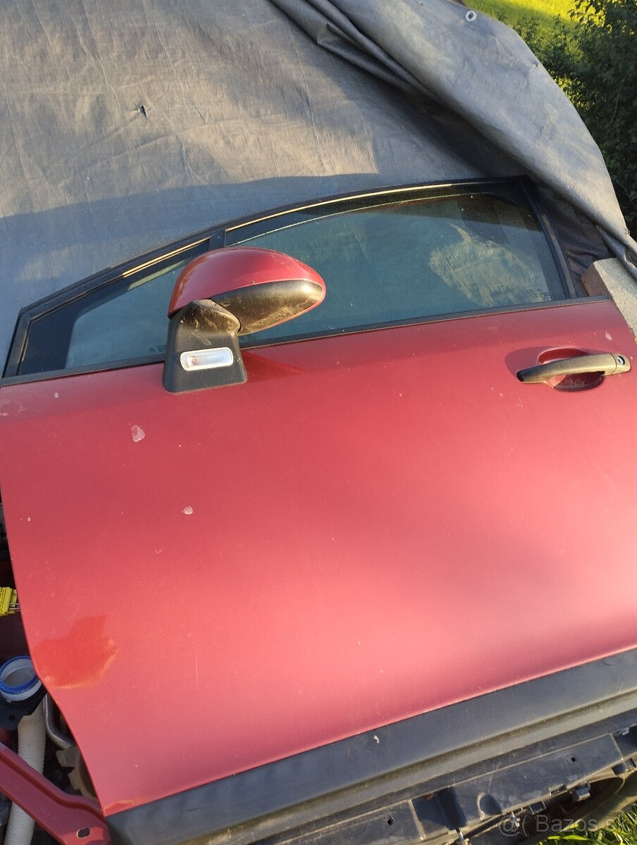 Citroen C4 na náhradné diely - 2