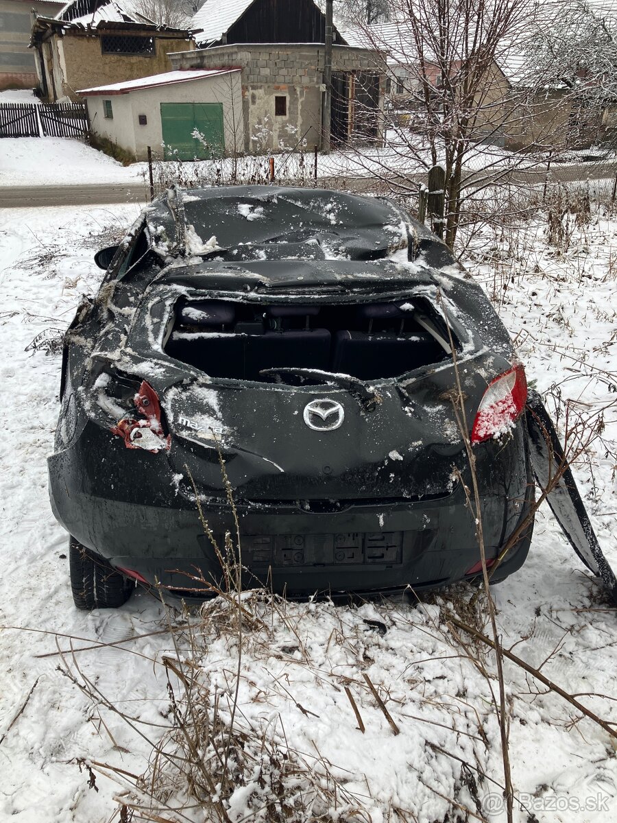 Mazda 2 po nehode - 2