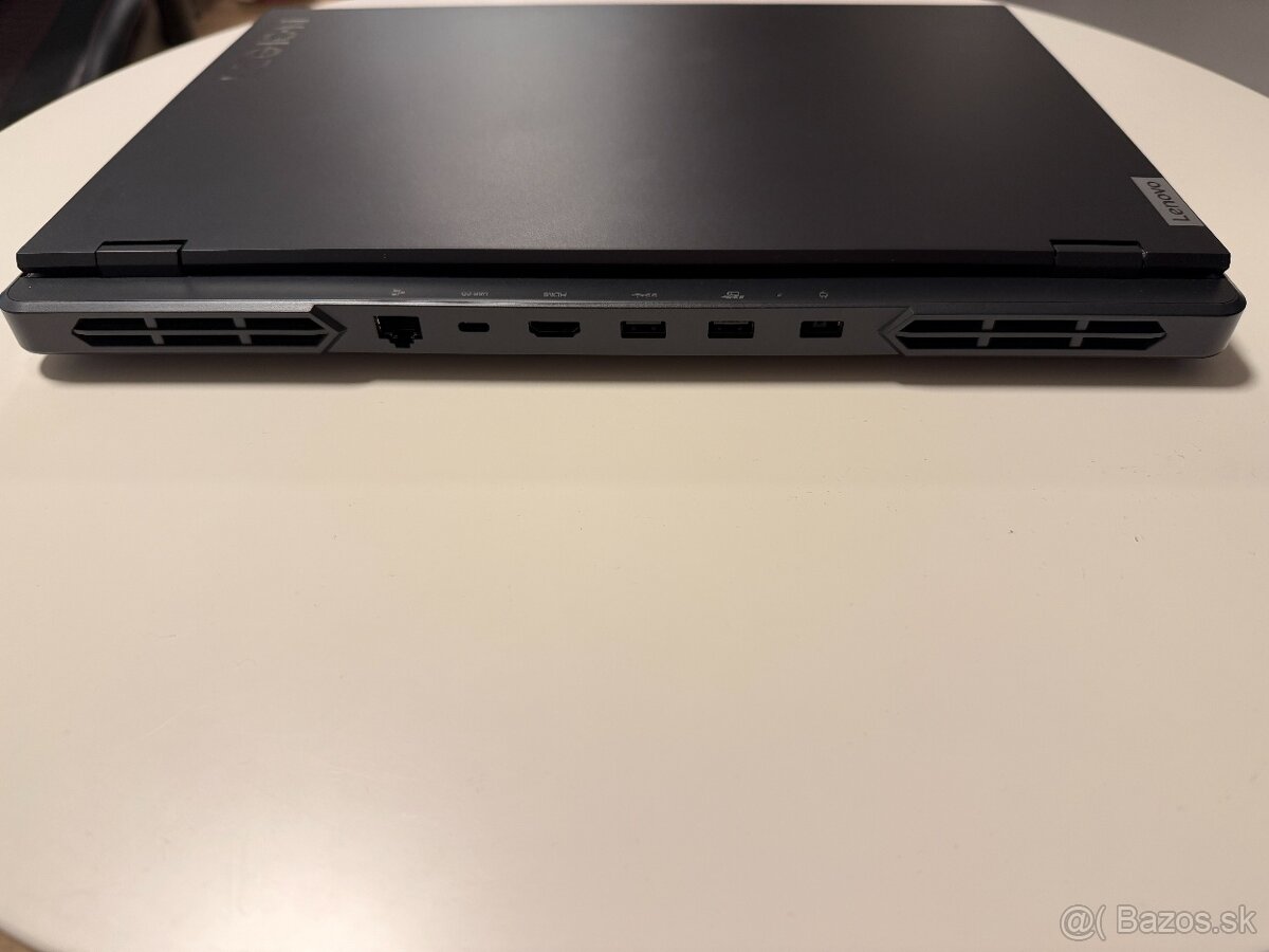 Predám Lenovo Legion Pro 5 16IRX8 Onyx Grey - 2