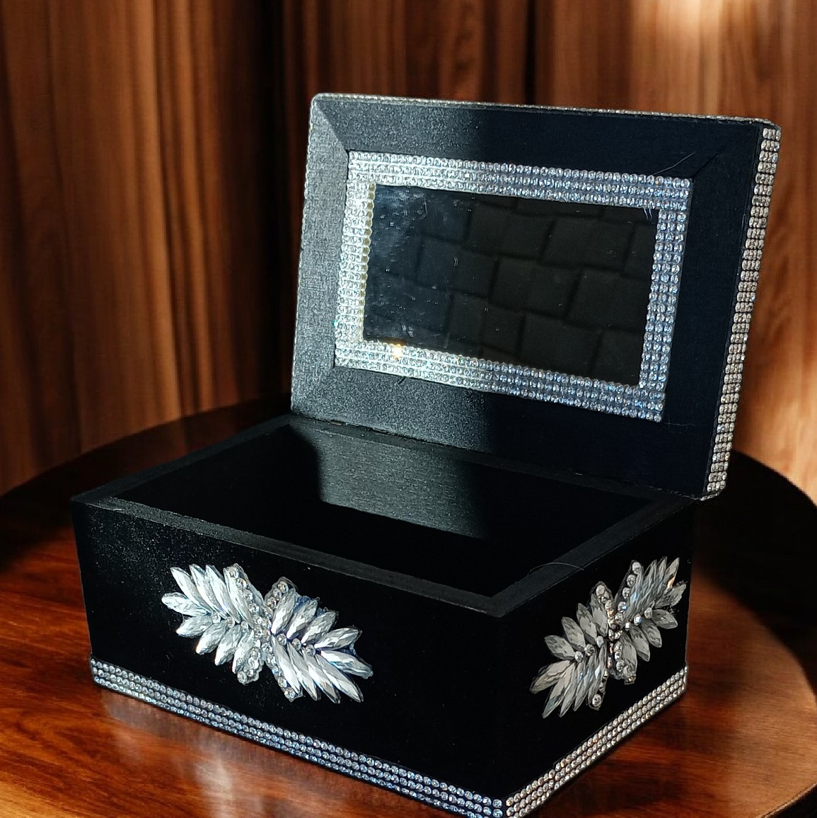 Zrkadlové dekorácie - 2