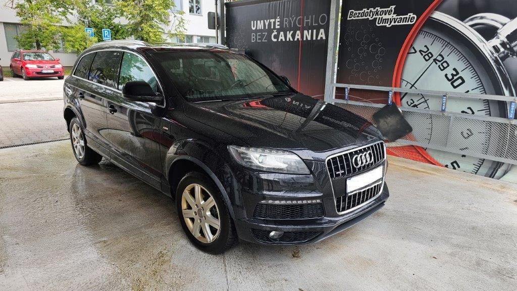 Audi Q7 7MIESTNE - 2