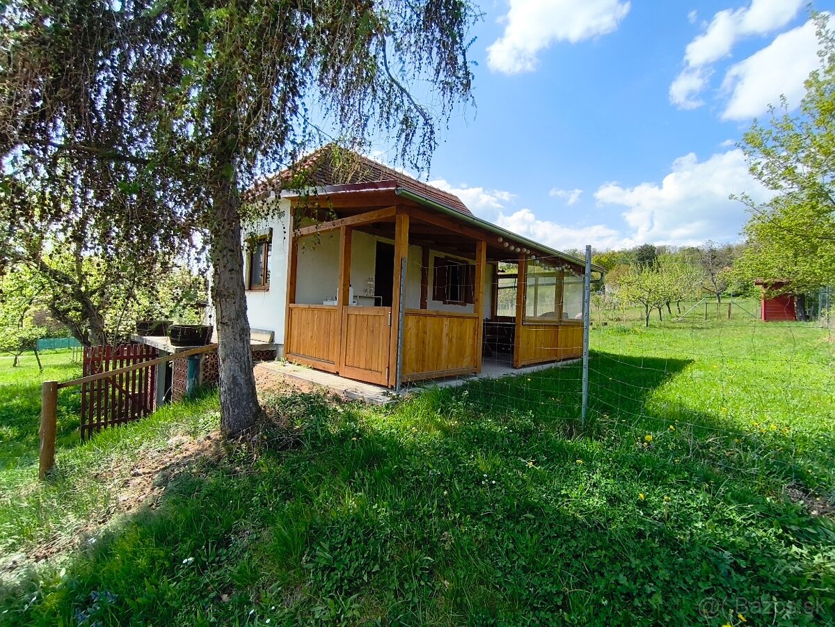 Viničný domček s pozemkom - 2