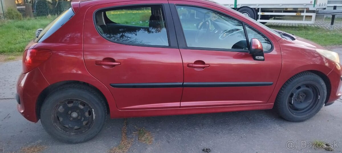 Peugeot 207 - 2