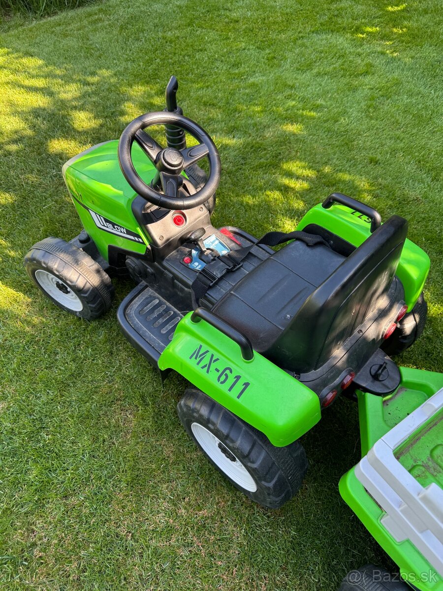 Detsky traktor (nová baterka ) - 2