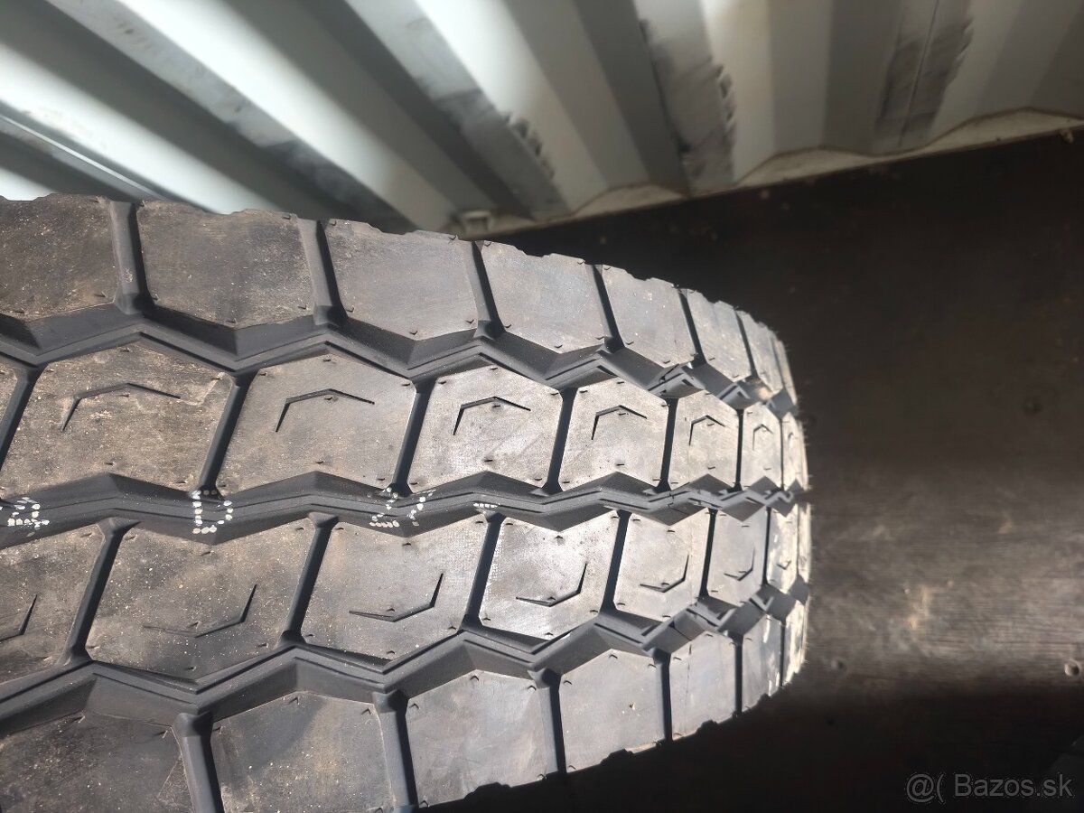 315/80 r22,5 - 2
