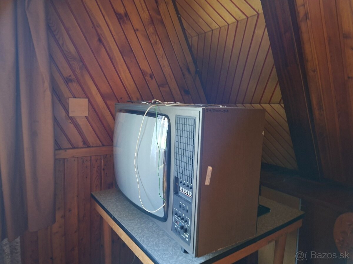 Televizor Tesla color 429 - 2