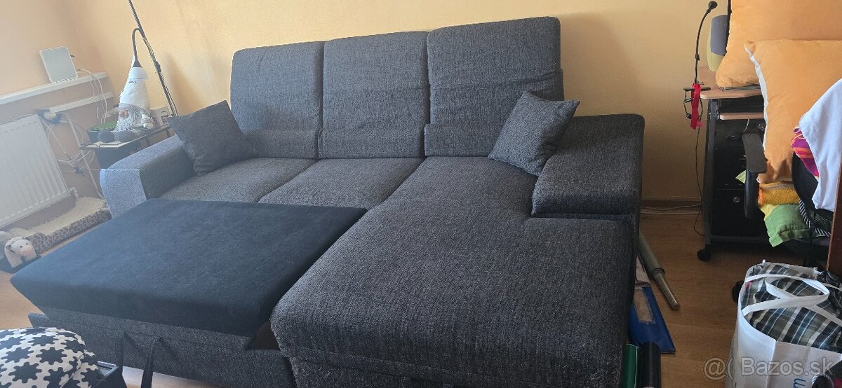 SEDÁČKA V TVARE L - 2