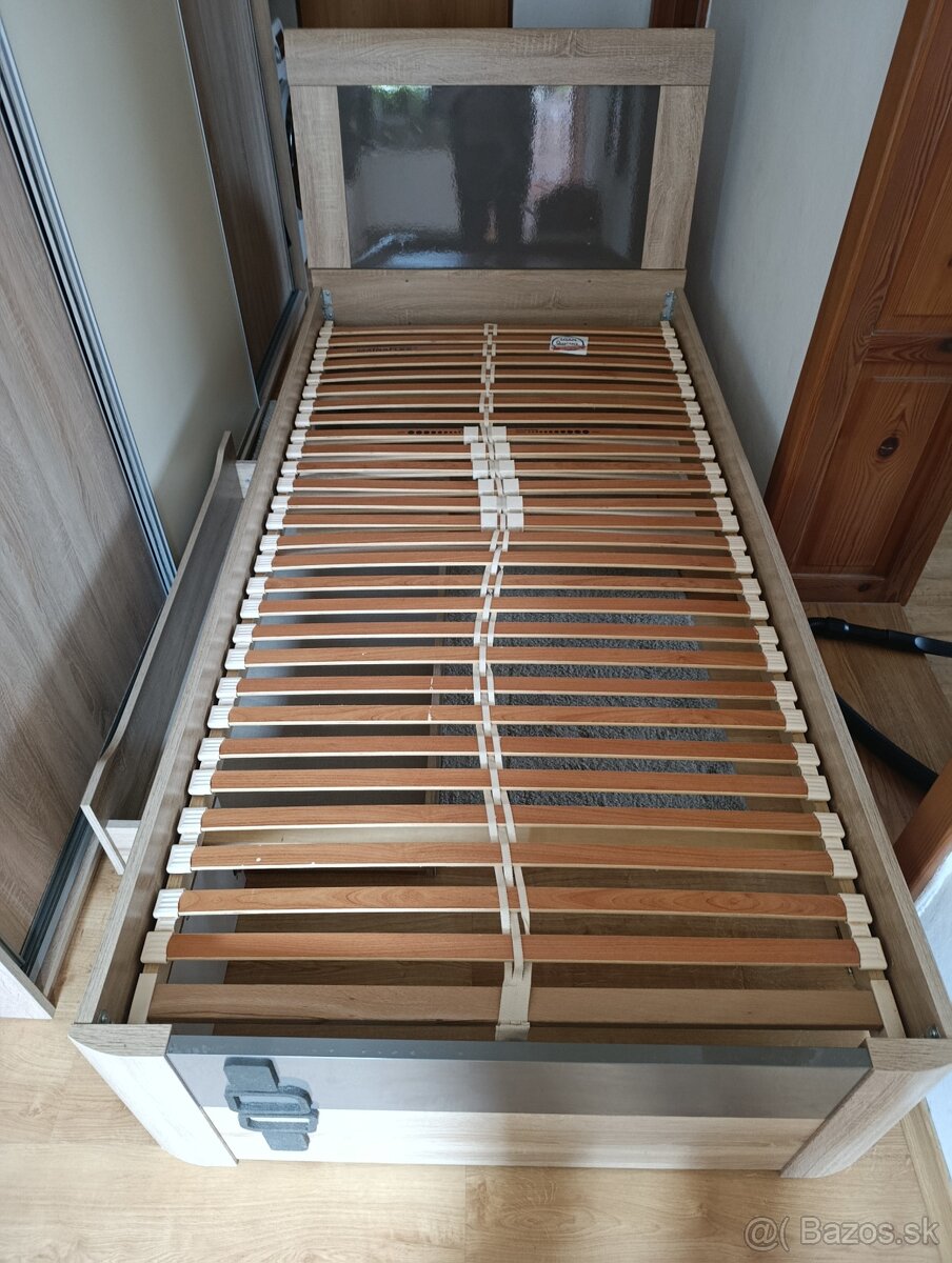 Jednolôžková posteľ 100x200cm - 2