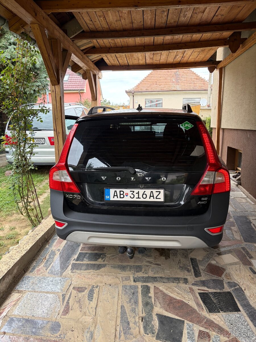 Volvo XC70 AWD 3.2 LPG - 2