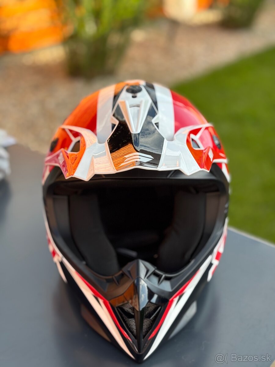 Motokrosová prilba - 2