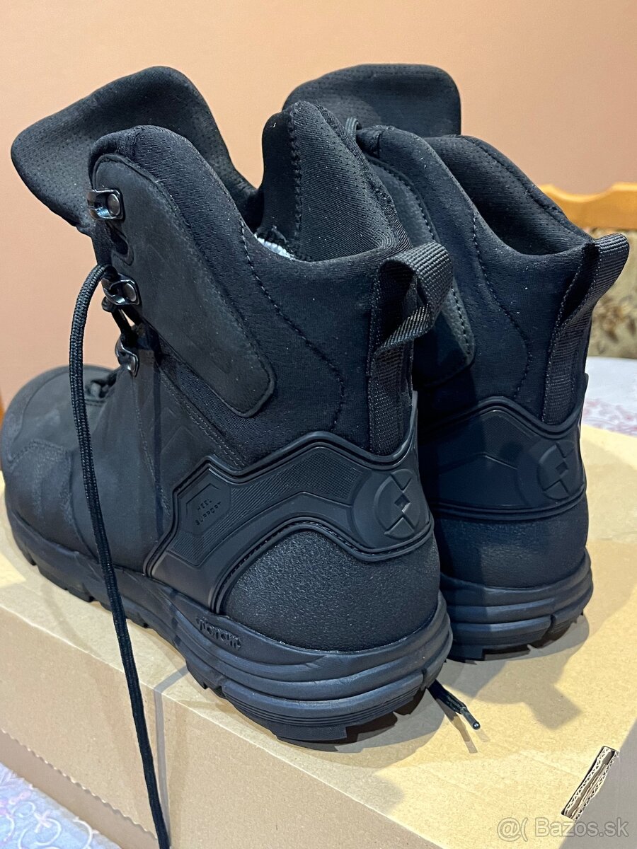 Goretex 43 - 2