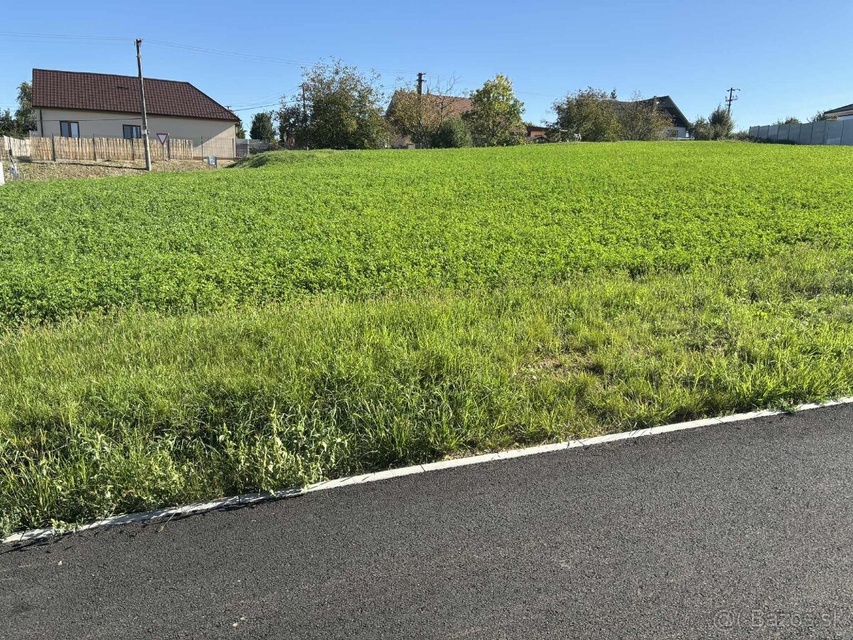 Predáme krásne pozemky na stavbu RD s IS Alekšince - 2