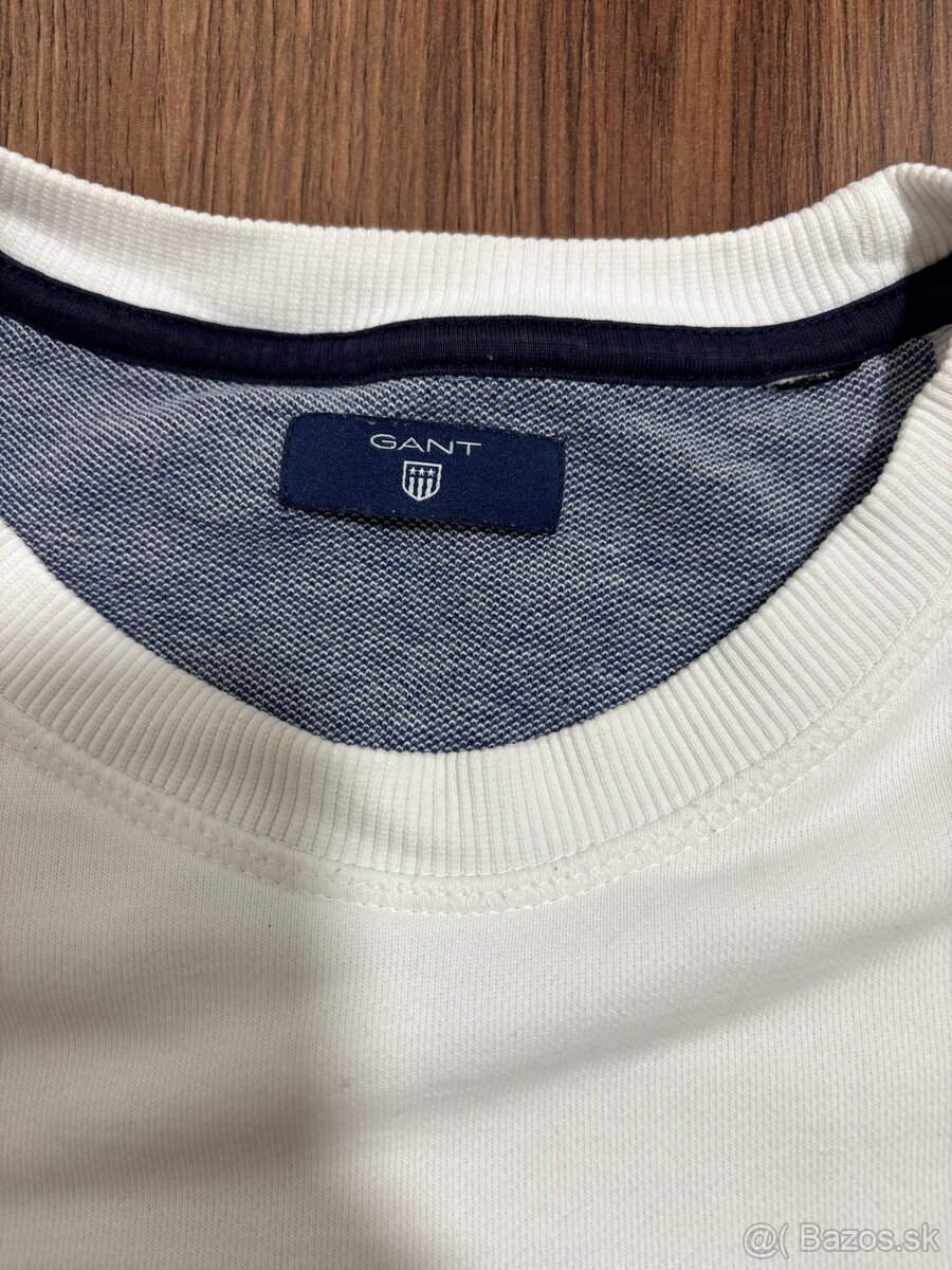 Predám GANT mikinu veľkosť S - 2
