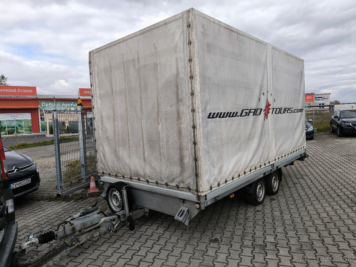 Nákladný príves UNIKOL s plachtou, nosnosť 2420 kg - 2