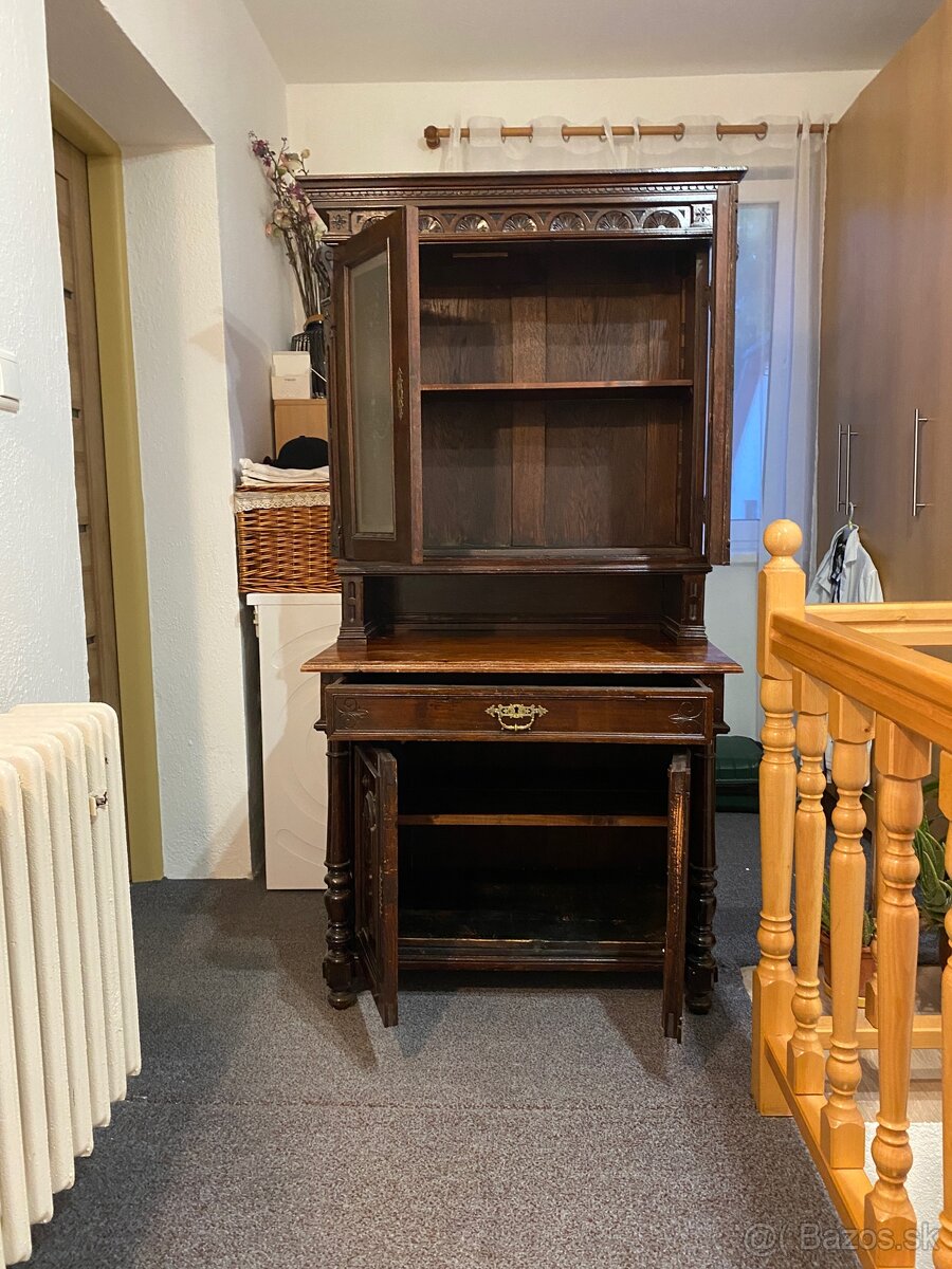 Starožitná skrinka - 2