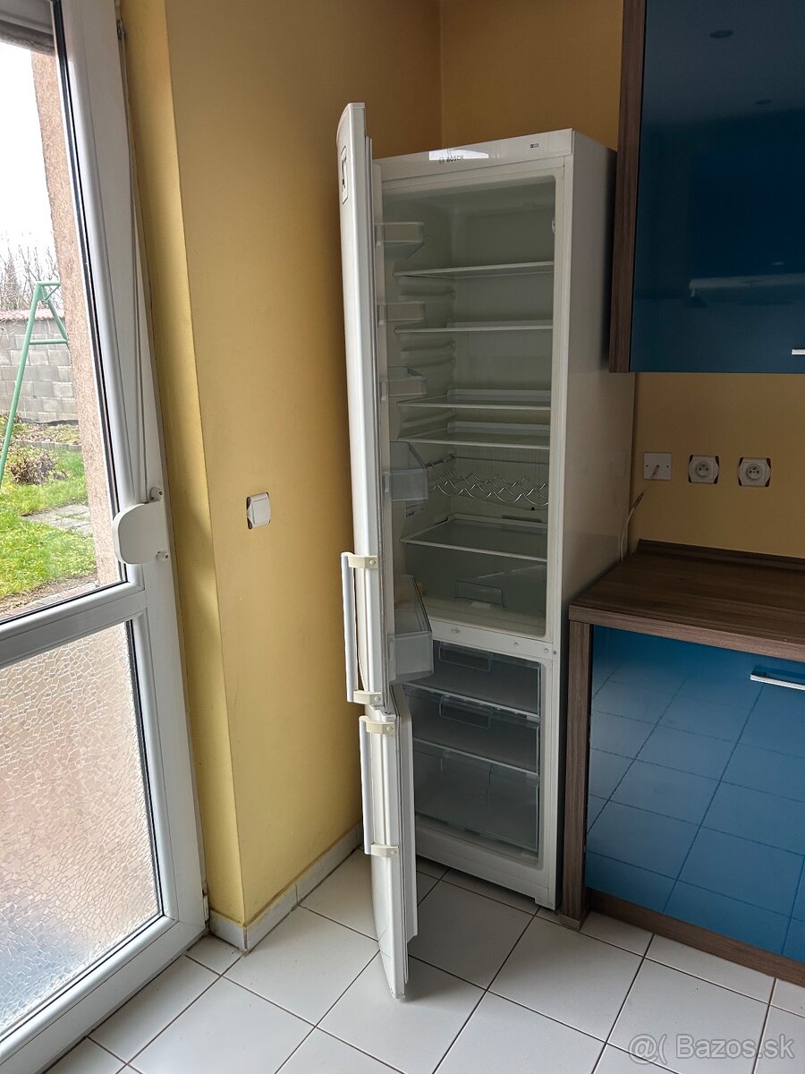 Chladnicka Bosch 365L - 2