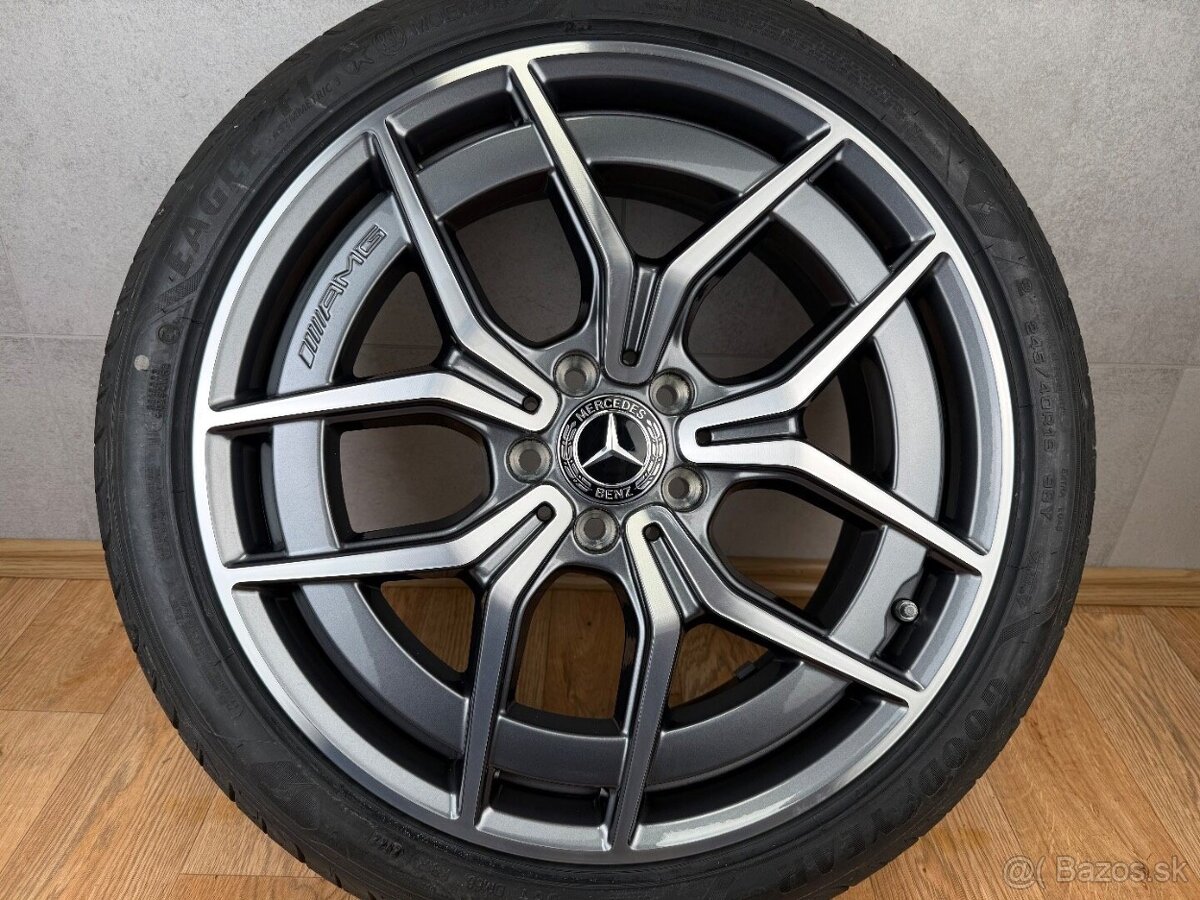 Originál letní kolesa Mercedes E AMG R19 - 2