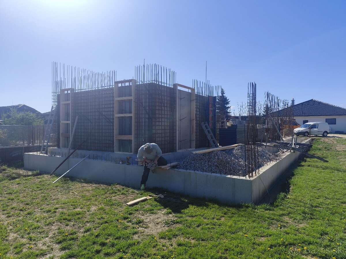 Stavbár, tesár, murár - 2