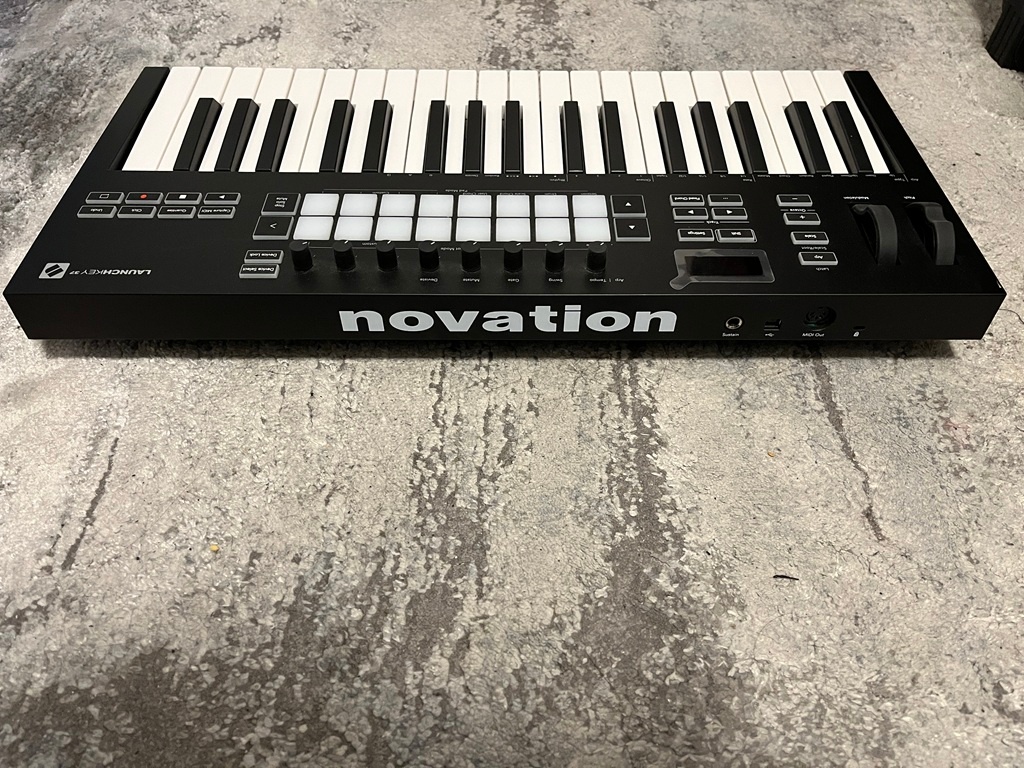 Predam Novation Launchkey 37 MK3 - 2