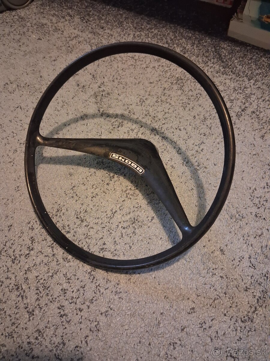 Škoda 1203 volant - 2