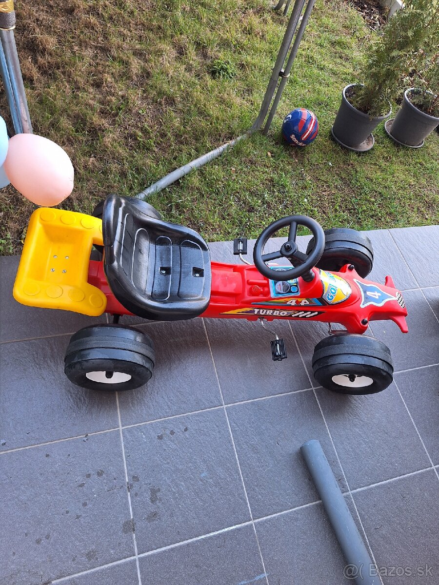 Detské šlapacie autíčko - 2