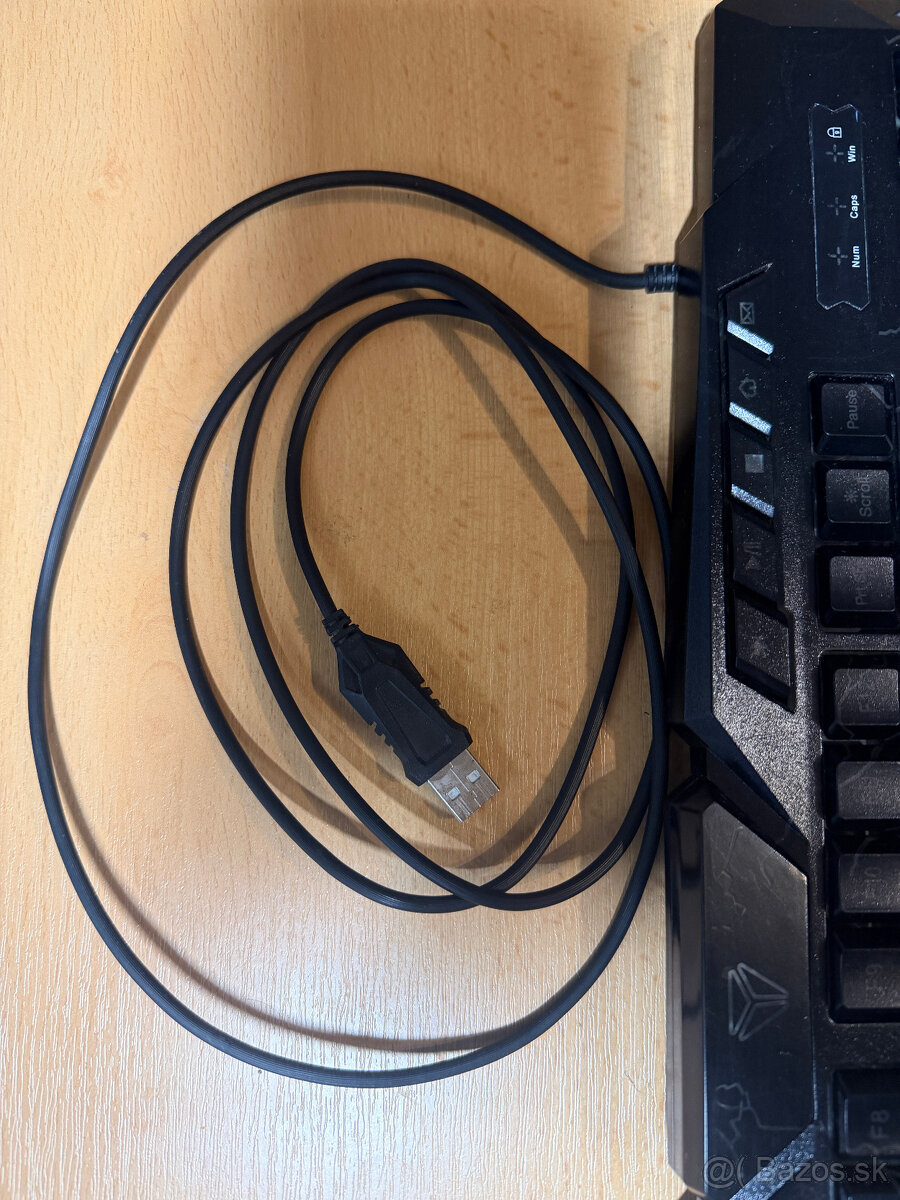 Predám YENKEE klávesnicu a HP myš - 2