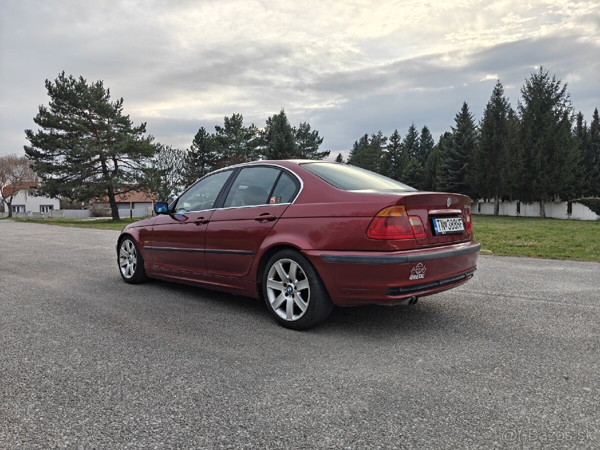 BMW E46 328i manuál - 2