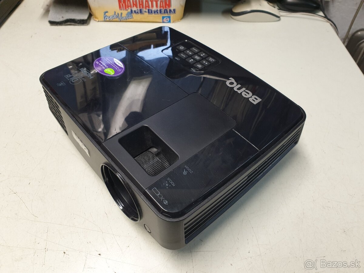 Projektor BENQ - 2