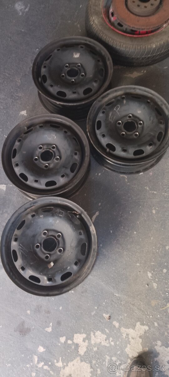 Plechové disky na 14" pneumatiky - 2
