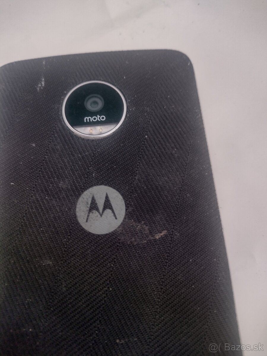 MOTO Z PLAY - 2