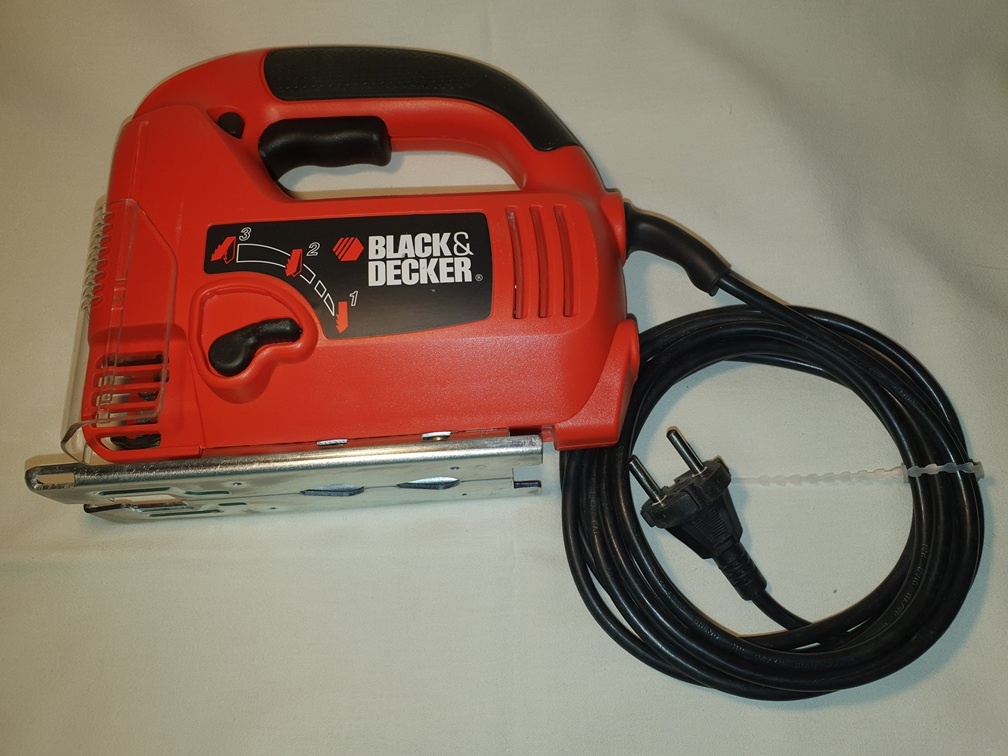 PRIAMOČIARA PÍLA – BLACK&DECKER - 2