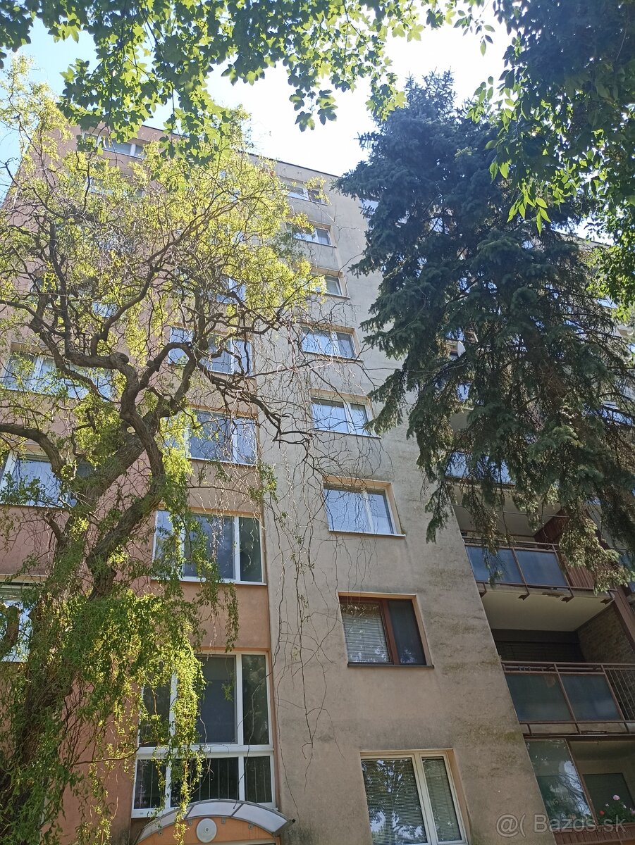 Predaj 3 izb. bytu v Lamači - 2